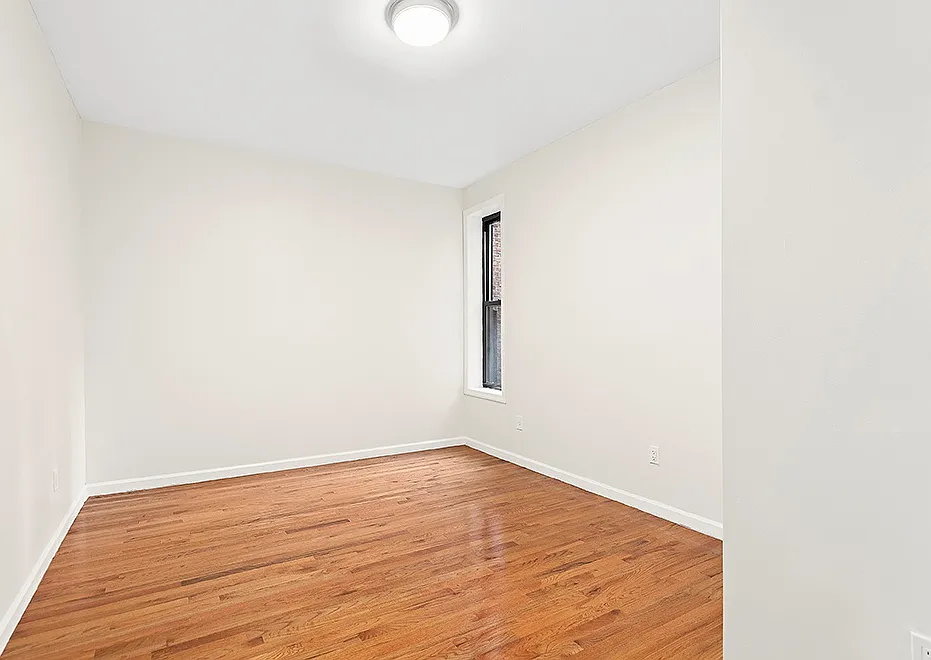 530 West 123rd Street — Photo 4