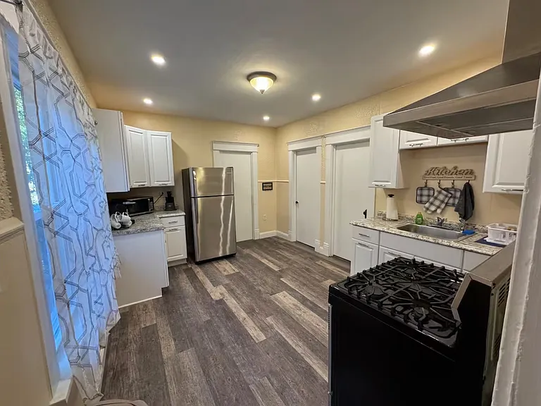 19 Dismonda St #2 — Photo 1