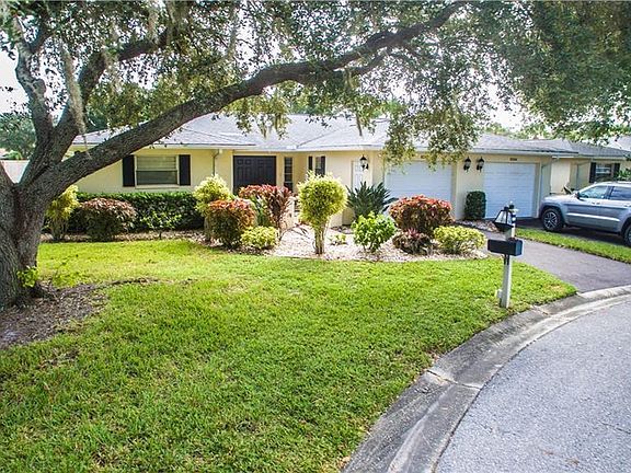 2nd image of 6982 W Country Club Dr N