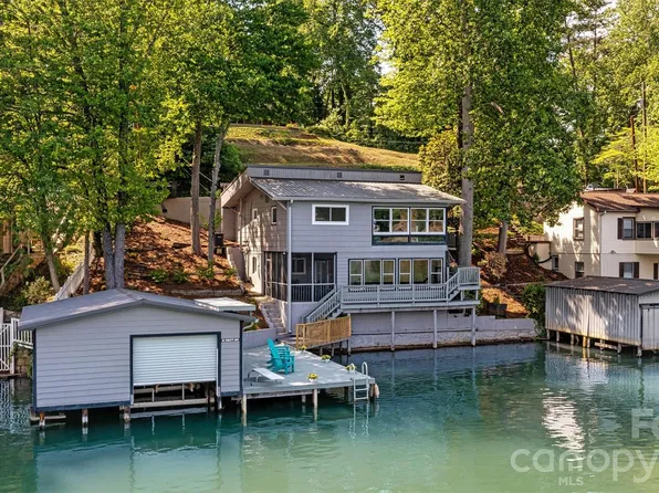 462 Charlotte Dr, Lake Lure, NC 28746