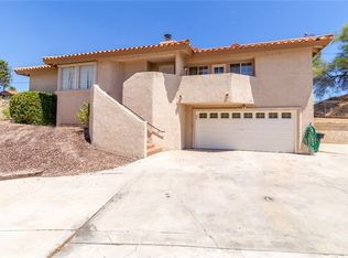 29133 Vacation Dr, Canyon Lake, CA 92587