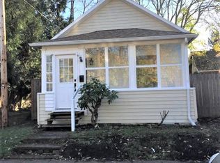 6312 SW Center St, Portland, OR 97206