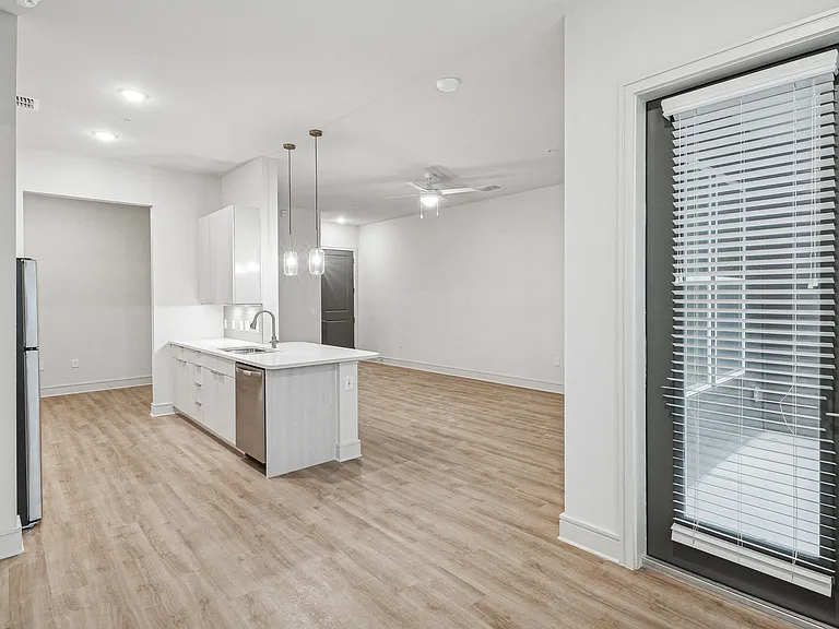 Sopra Luxury Living — Photo 54