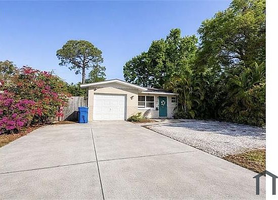 1st image of 3975 Porpoise Dr SE