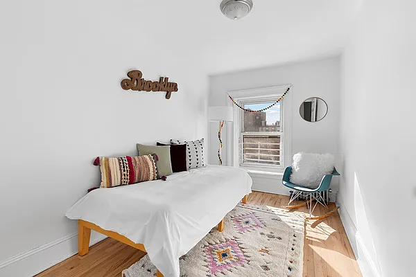 Sold by Compass | media 6