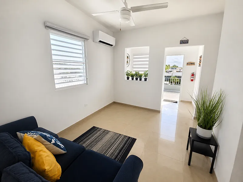 2 bed, 1.0 bath, 900 sqft, $1,200 — Photo 4