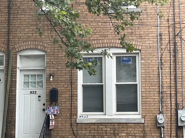 422 Viola St, Camden, NJ 08104