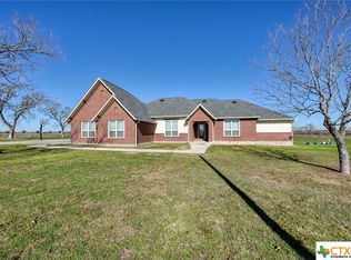 1070 Lower Seguin Rd, Marion, TX 78124
