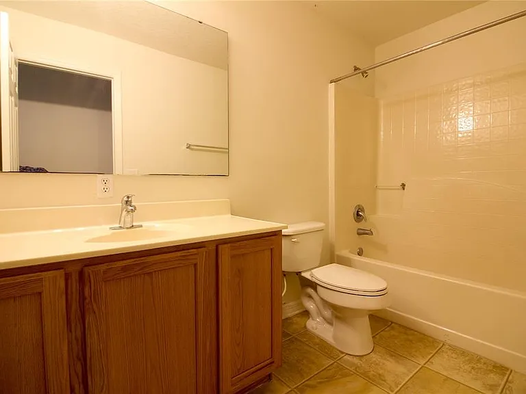 1222 Myopia Hunt Club Dr — Photo 25