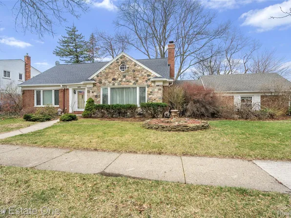 400 Beechmont St, Dearborn, MI 48124