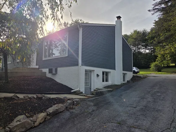 1117 Grosstown Rd, Pottstown, PA 19464