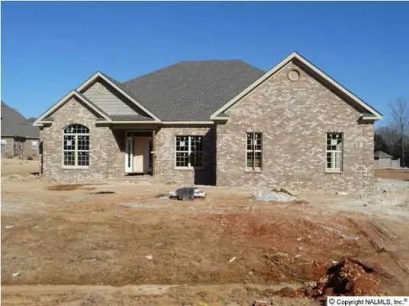 103 Valley Dawn Cir, Huntsville, AL 35811