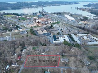 43-45 Gaines St, Guntersville, AL 35976