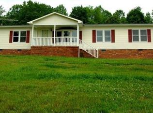 601 Fall Creek Rd, Ringgold, VA 24586