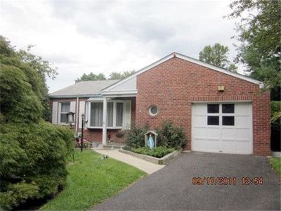 805 Edann Rd, Oreland, PA, 19075