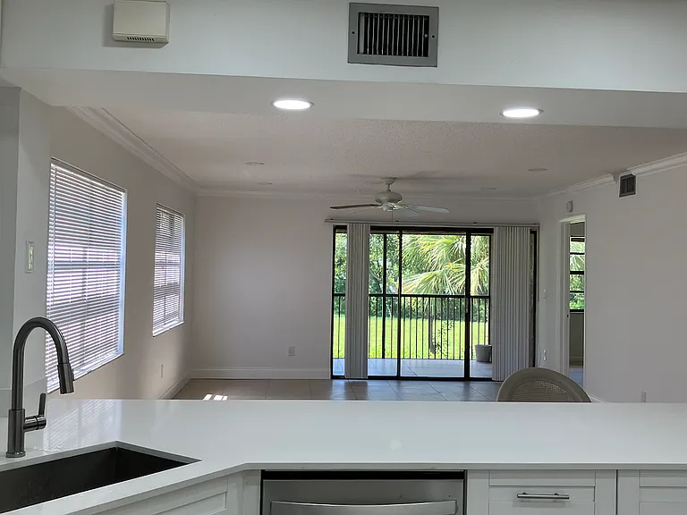 1520 NW 45th St #A-C — Photo 11