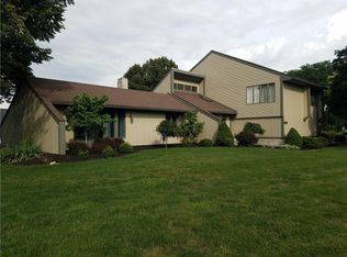2605 Greenlawn Dr, Troy, OH