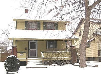 1st image of 861 Kenilworth Ave NE