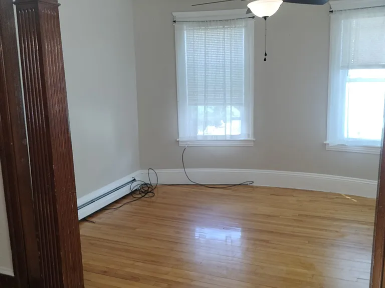 114 Sterling St #2B — Photo 6