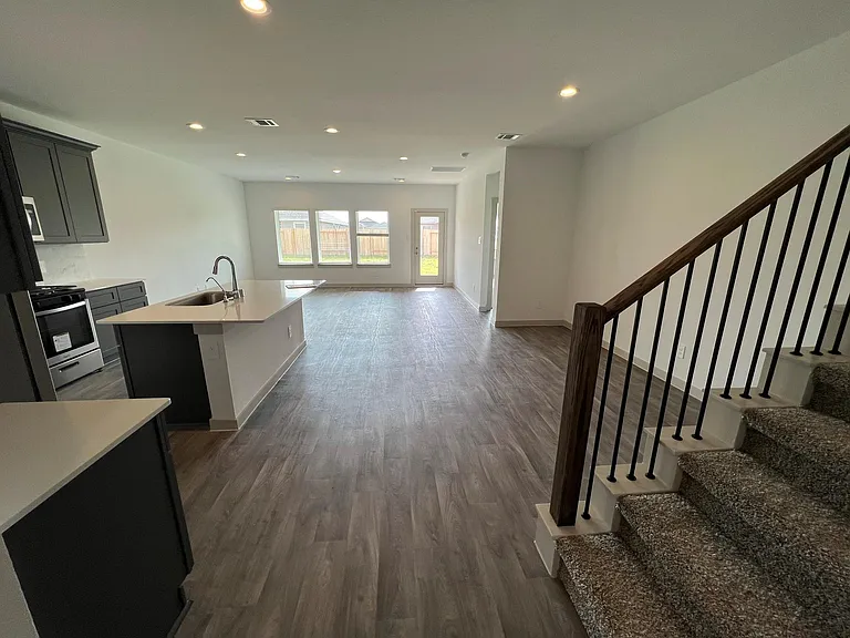 618 Thunder Cloud Dr — Photo 6