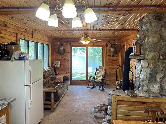 2nd image of 739 Koski Ln