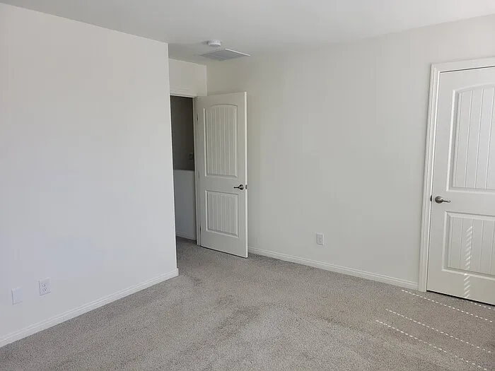 8056 Kings Guard St — Photo 7