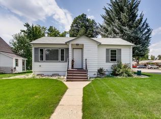 835 8th St, Berthoud, CO 80513