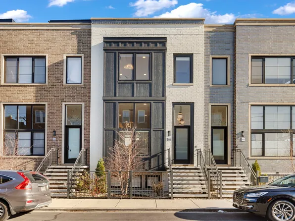 3855 S Calumet Ave, Chicago, IL 60653