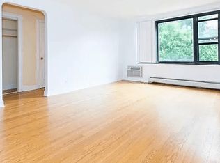 7516.5 N Ridge Blvd #3W, Chicago, IL 60645