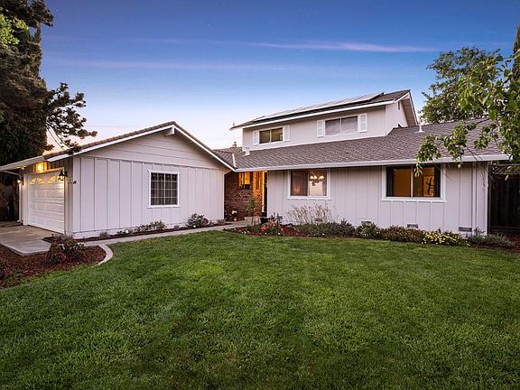 3rd image of 2715 Peartree Ln