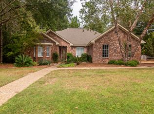 136 Timberton Dr, Hattiesburg, MS 39401