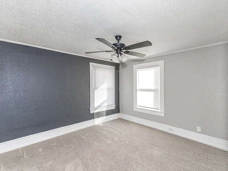 3901 Central St — Photo 31