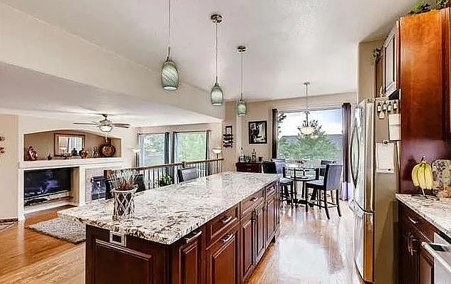 1st image of 2878 S Zeno Way