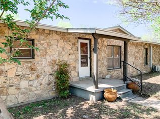 605 N Gove St, Brackettville, TX 78832