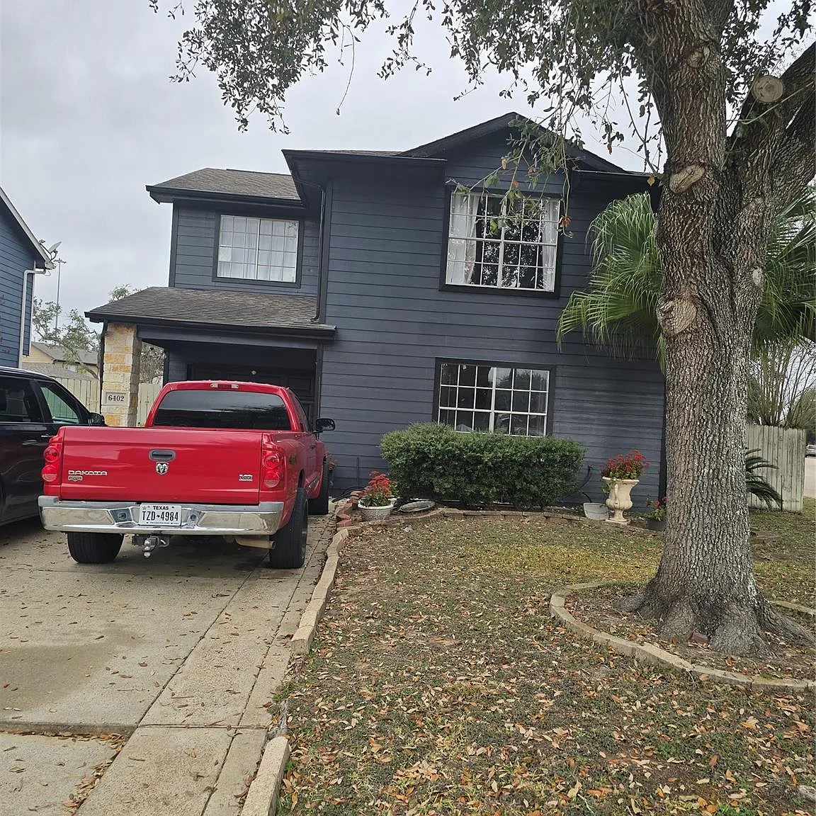 4 bed, 2.5 bath, 1341 sqft, $2,650 — Photo 1