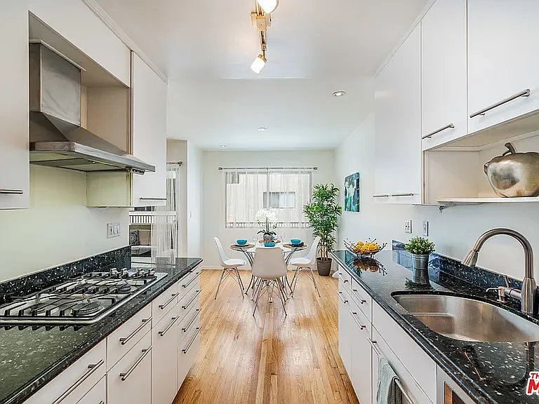 1410 S Bentley Ave #104 — Photo 12