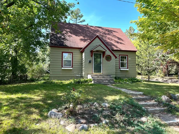 811 NW 5th Ave, Grand Rapids, MN 55744