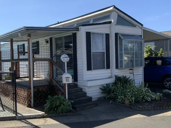 19776 SE Stark St Unit 58, Portland, OR 97233