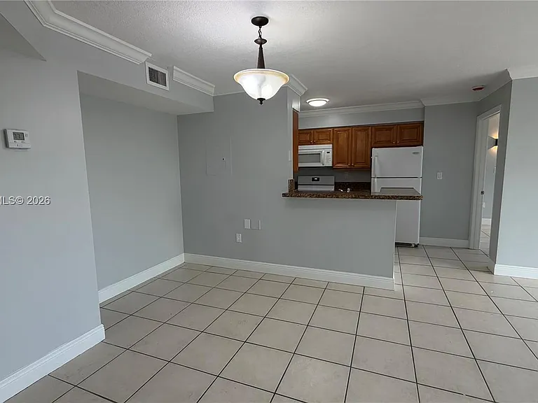 15221 SW 80th St #406 — Photo 4