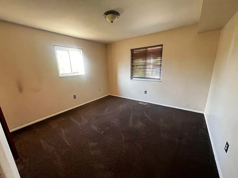 1011 Erbe Ave #4 — Photo 6