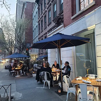 Rented by Bond New York | media 2