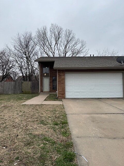1st image of 1730 S Beech Ct