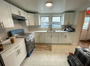 (Undisclosed Address), Yonkers, NY 10701