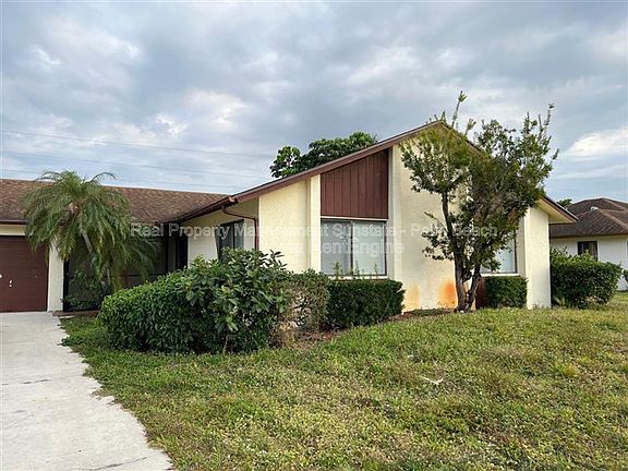 2nd image of 609 White Water Dr