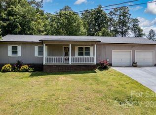 2507 Ridgecreek Dr, Morganton, NC 28655