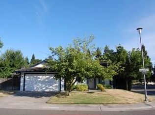 8516 Larchmont Oak Way, Sacramento, CA