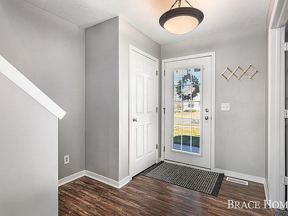 3rd image of 3106 Sunchase Ave