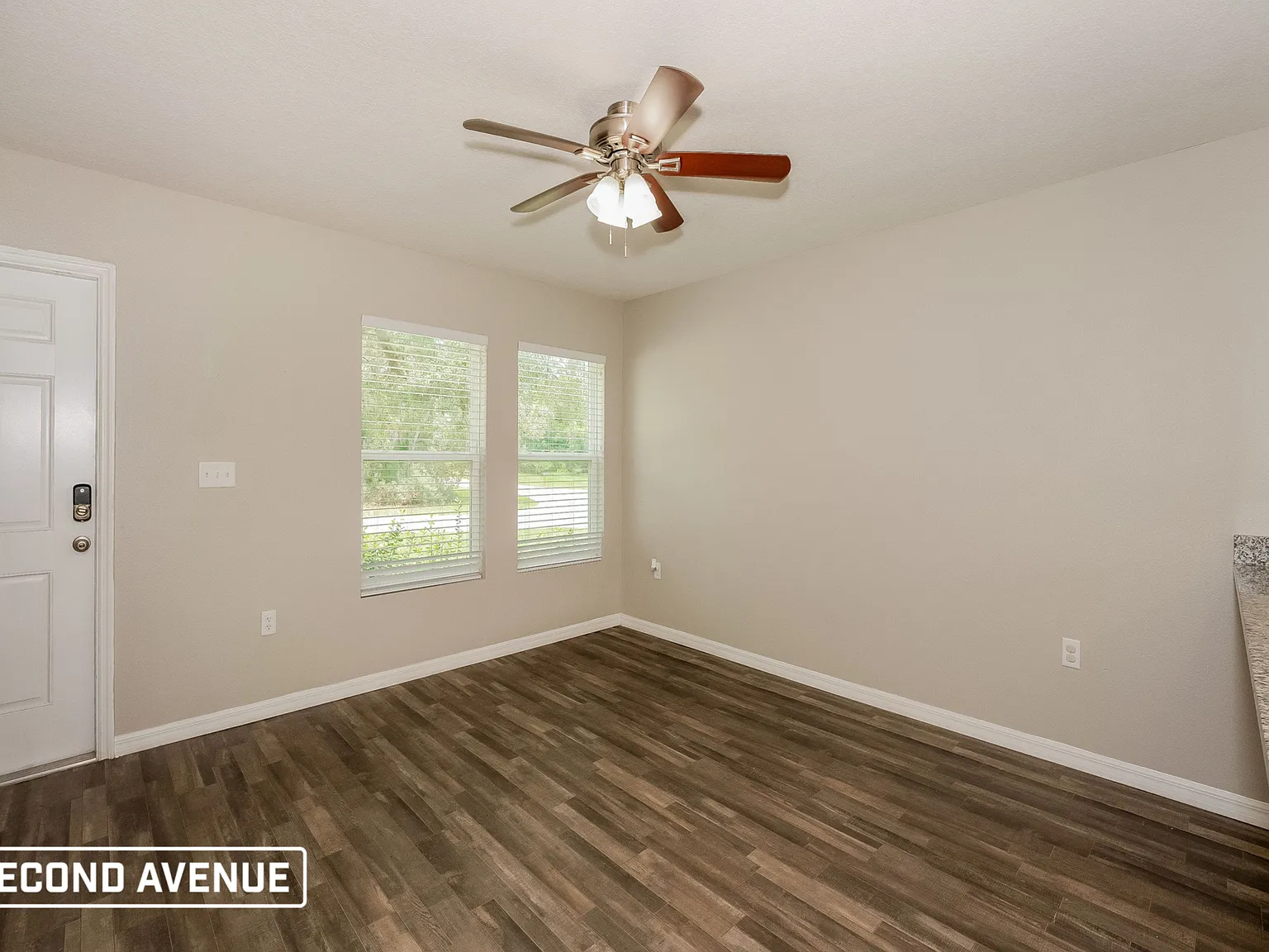 4 bed, 3.0 bath, 1836 sqft, $1,745 — Photo 3