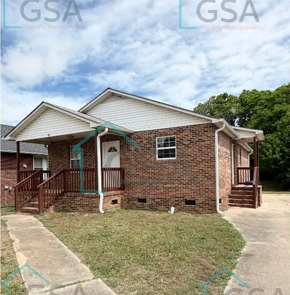 41 Burdette St — Photo 1
