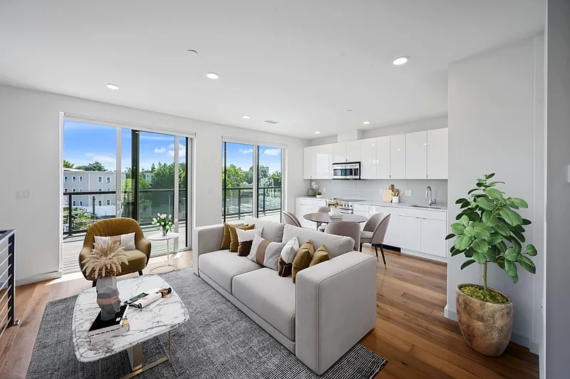 2 bed, 1.5 bath, 881 sqft, $5,100 — Photo 2